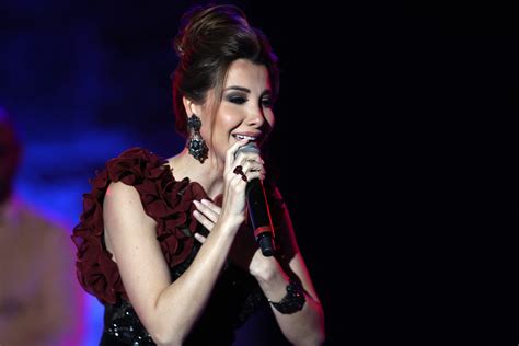 Een Unieke Muzikale Reis met Nancy Ajram: Een Concert Vol Emotie en Glitter